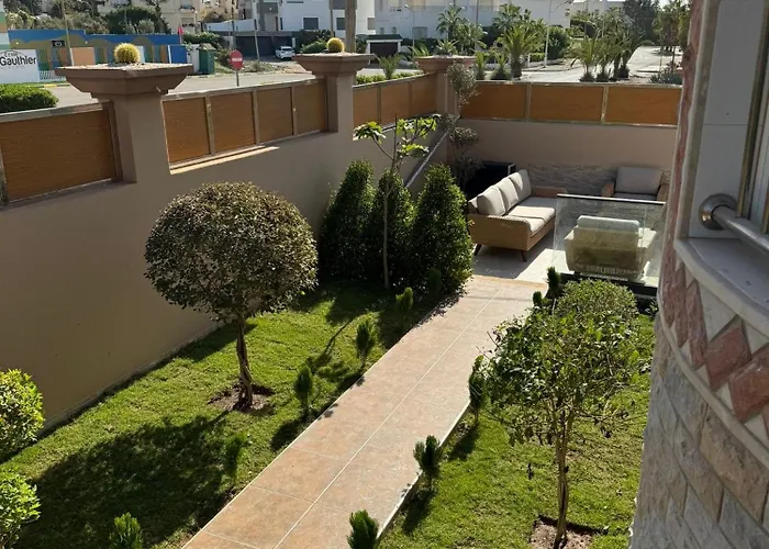 Villa Reve D\'Agadir - Piscine Founty - Parking - Confort Et Spacieuse Villa Familliale Privee